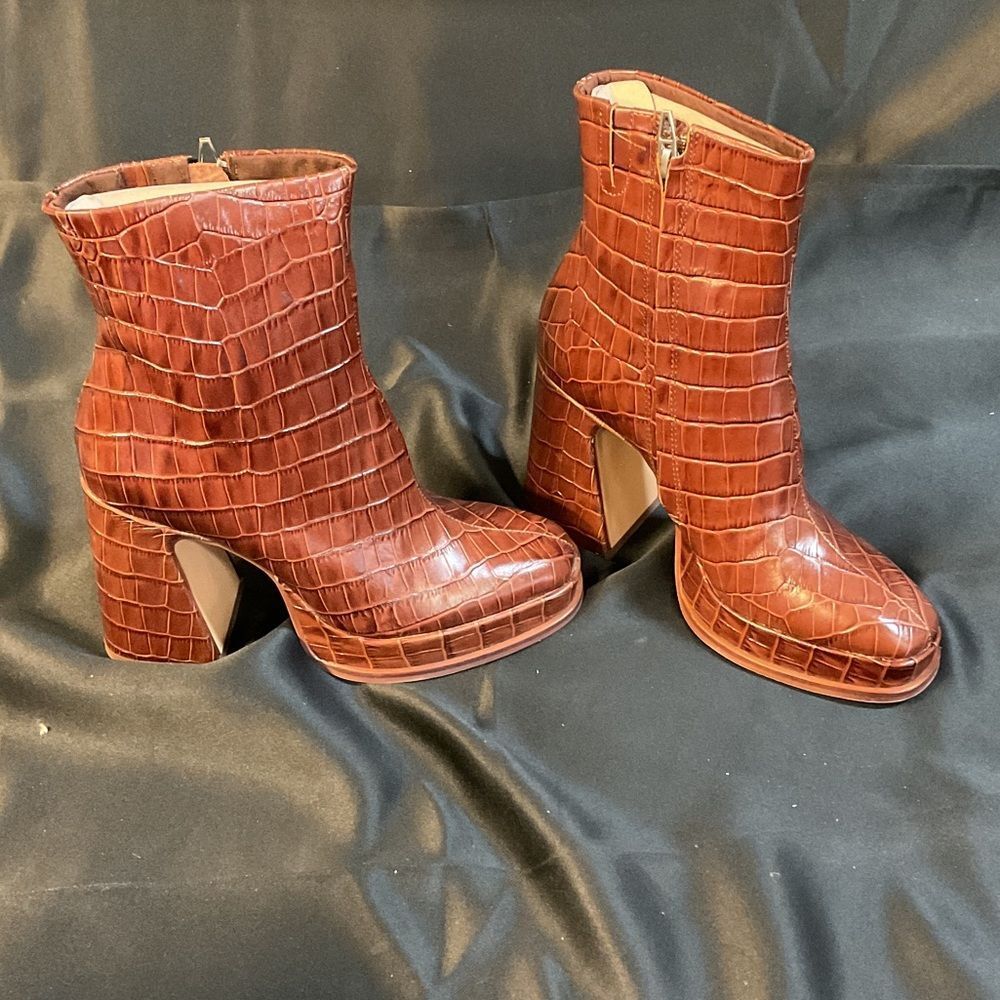 Dolce Vita Brown Croc Embossed Platform Ankle Boots